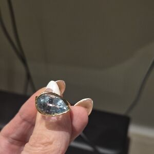 Elegant Gold and Blue Teardrop Ring